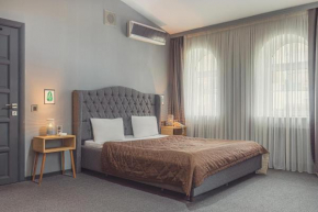 Maestro Hotel